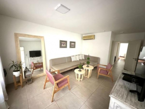 2 min a Calle Arístides, Parrilla, Parking, Netflix